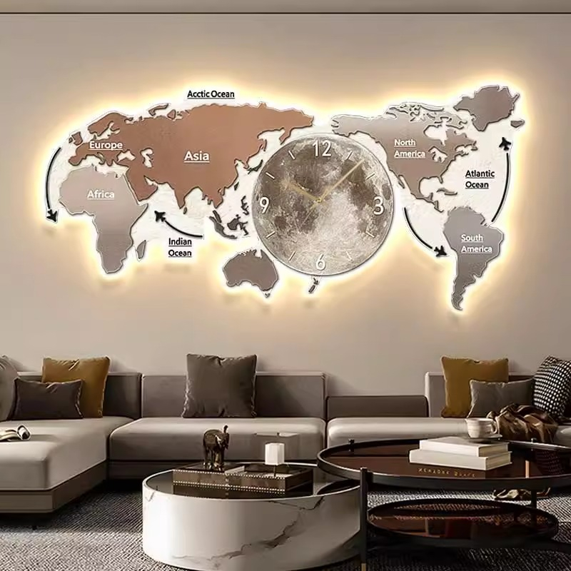 World Map Glowing Wall Clock L - Luxury Watch House 评论和价格